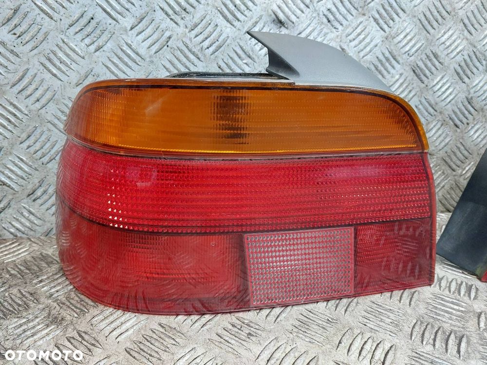 LAMPA LEWY TYŁ + PRAWY TYŁ BMW E39 520i SEDAN - 2