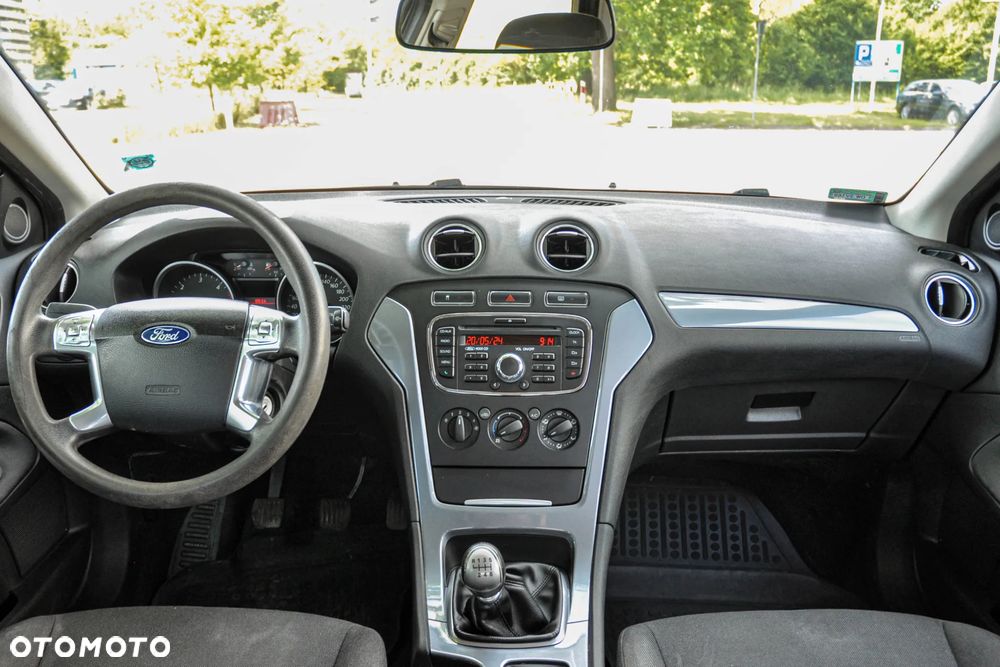 Ford Mondeo - 9