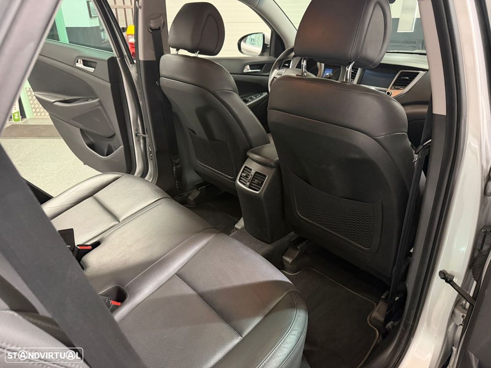 Hyundai Tucson 1.7 CRDi Executive - 23