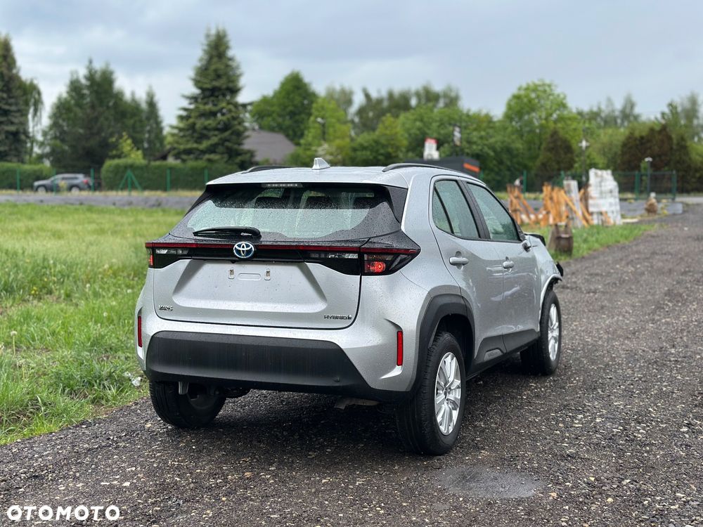 Toyota Yaris Cross - 12