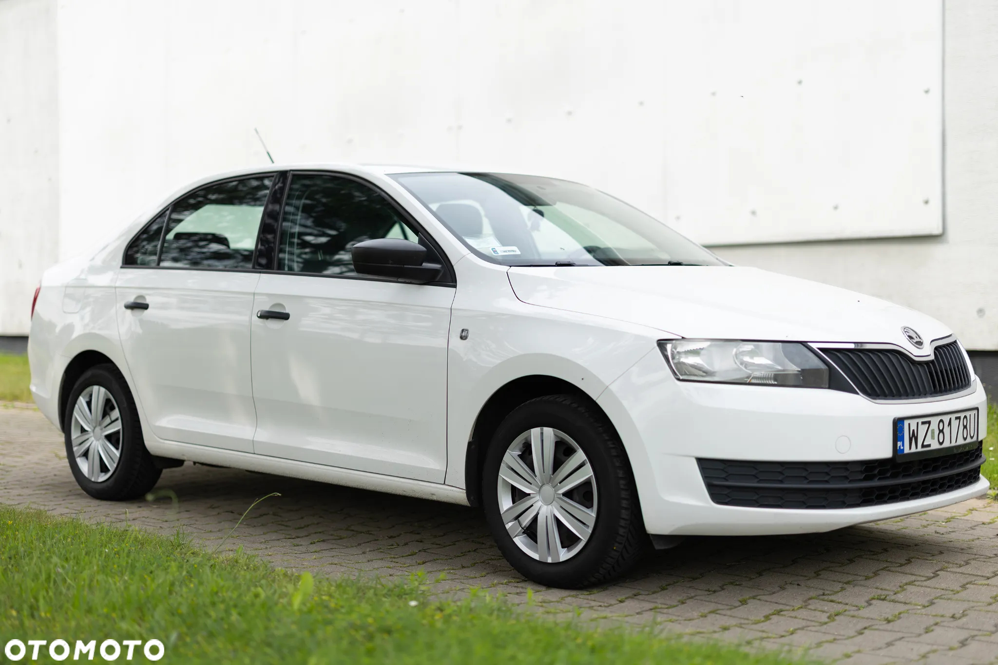 Skoda RAPID 1.2 Active - 10