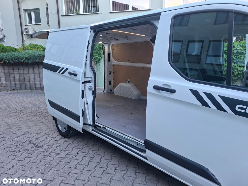 Ford Transit Custom - 12