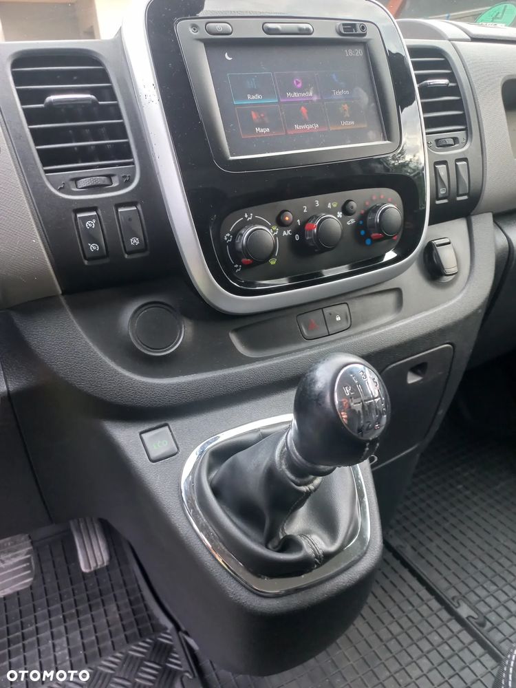 Renault Trafic - 15