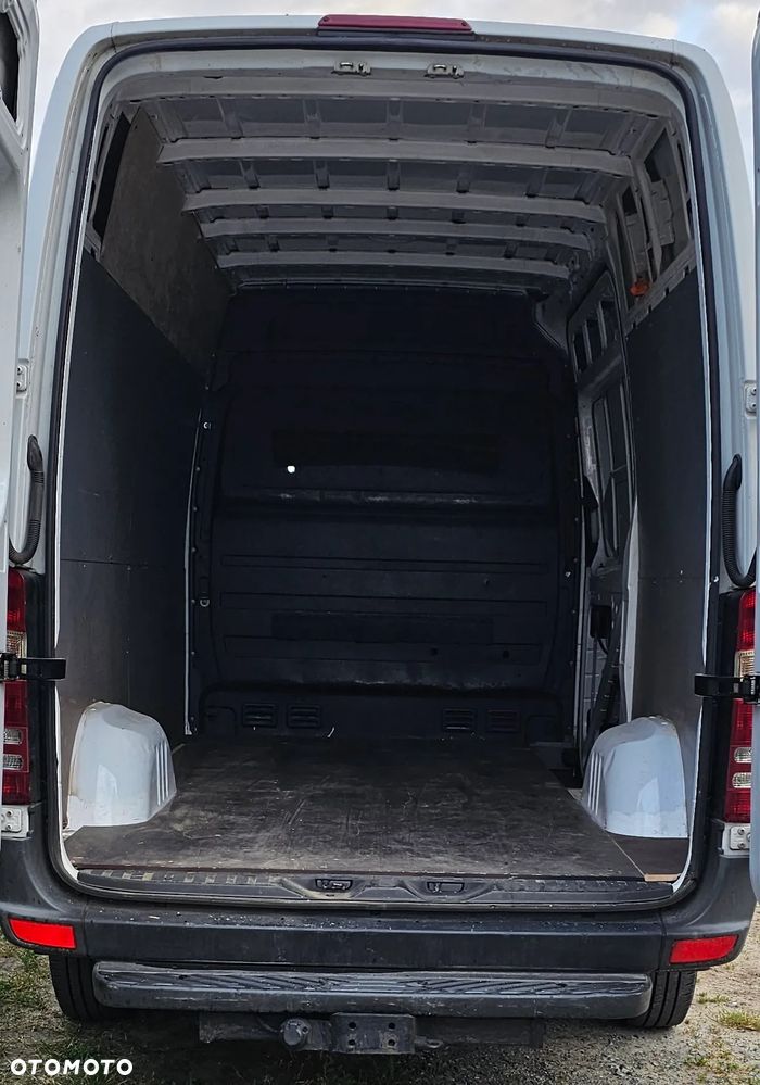Mercedes-Benz SPRINTER - 6