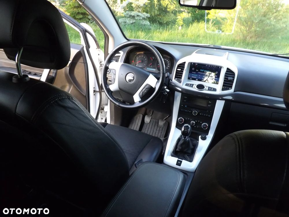 Chevrolet Captiva 2.4 2WD LT - 15