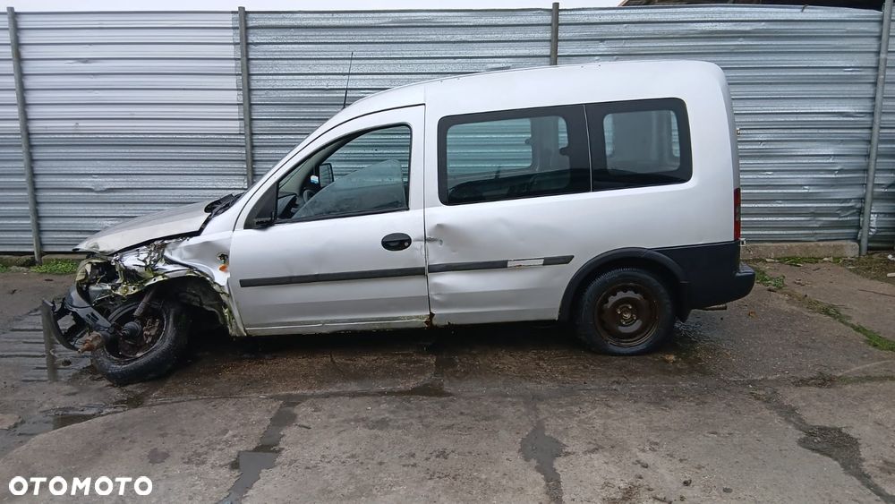 Tylko Części Opel Combo C tour 1.7DI 16v y17dtl 65KM 48kW 01r-11r lakier Z157 - 2
