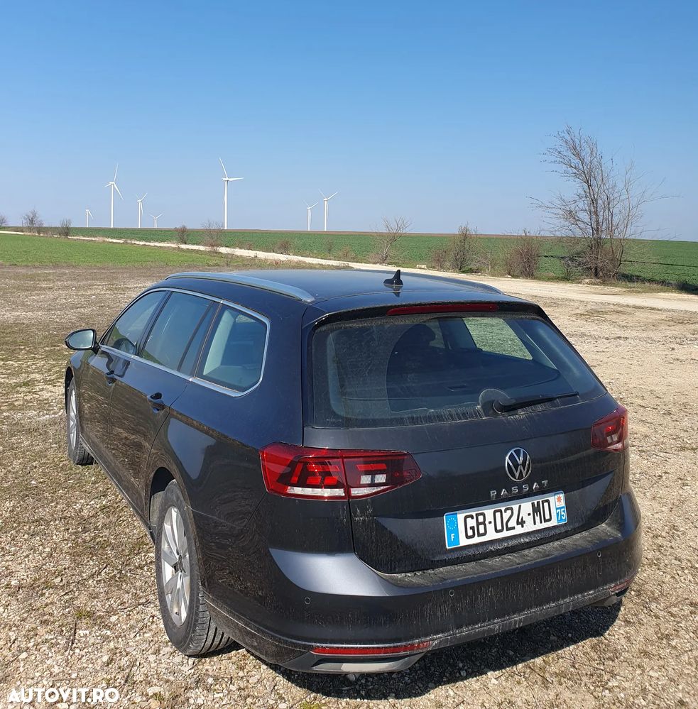 Volkswagen Passat 2.0 TDI SCR DSG Business - 18