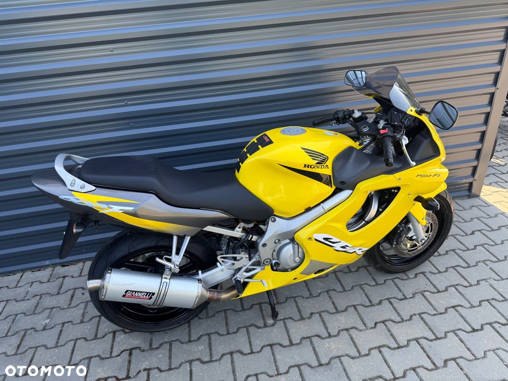 Honda CBR - 5