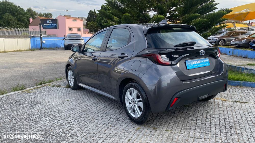 Toyota Yaris 1.5 HDF Comfort - 11