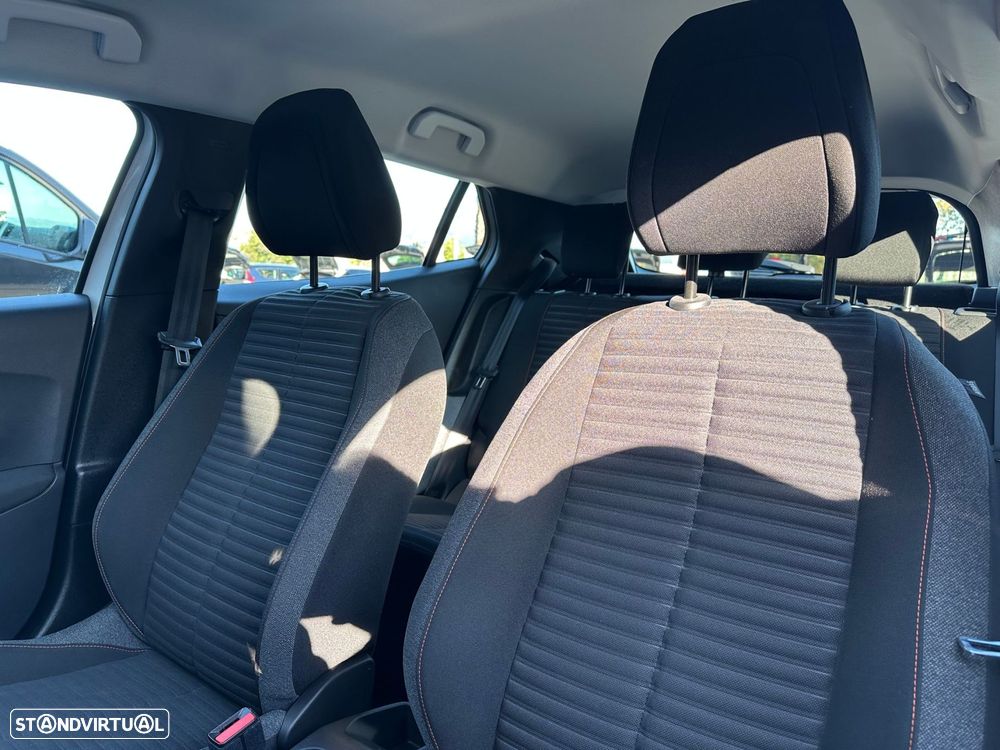 Peugeot 2008 1.5 BlueHDi Active Pack - 27