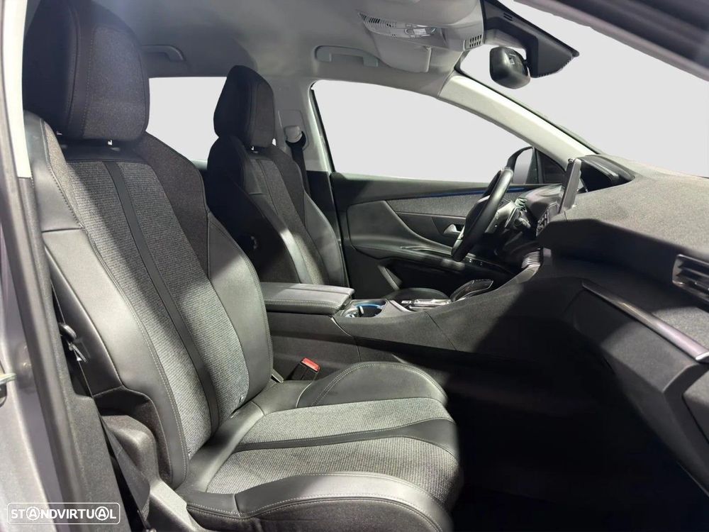 Peugeot 3008 1.2 PureTech Allure EAT6 - 5