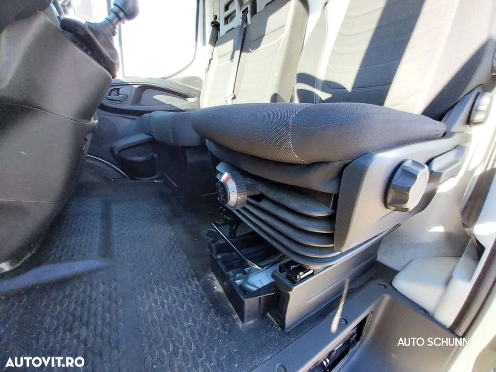 Iveco Daily 35S14 VAN - 19