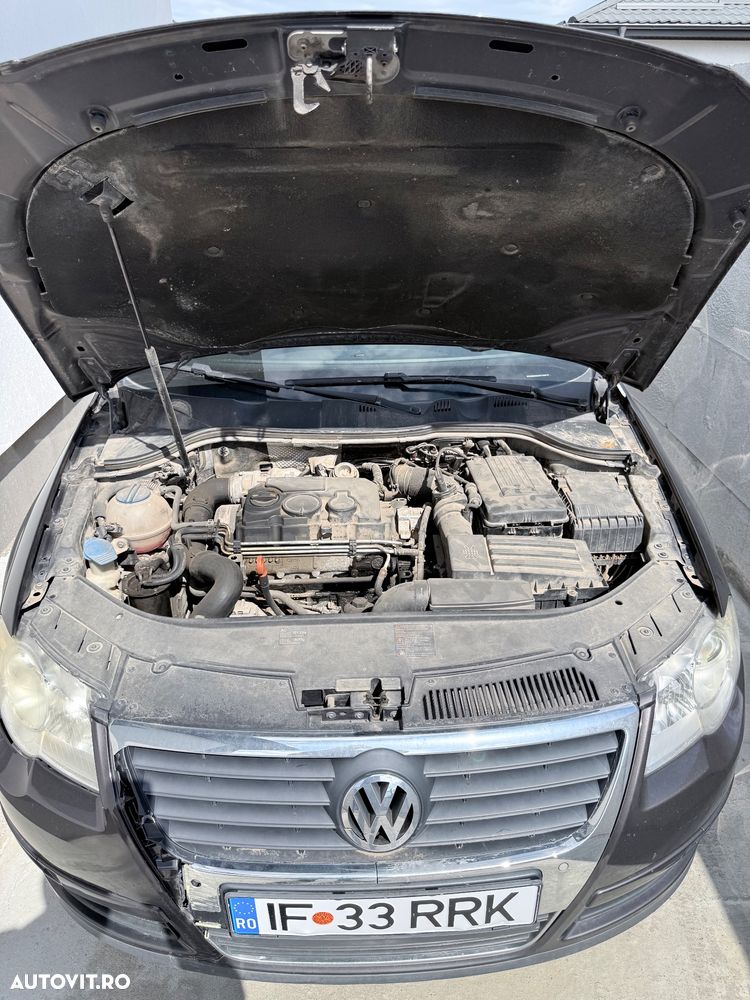 Volkswagen Passat 2.0TDI Comfortline DPF - 10