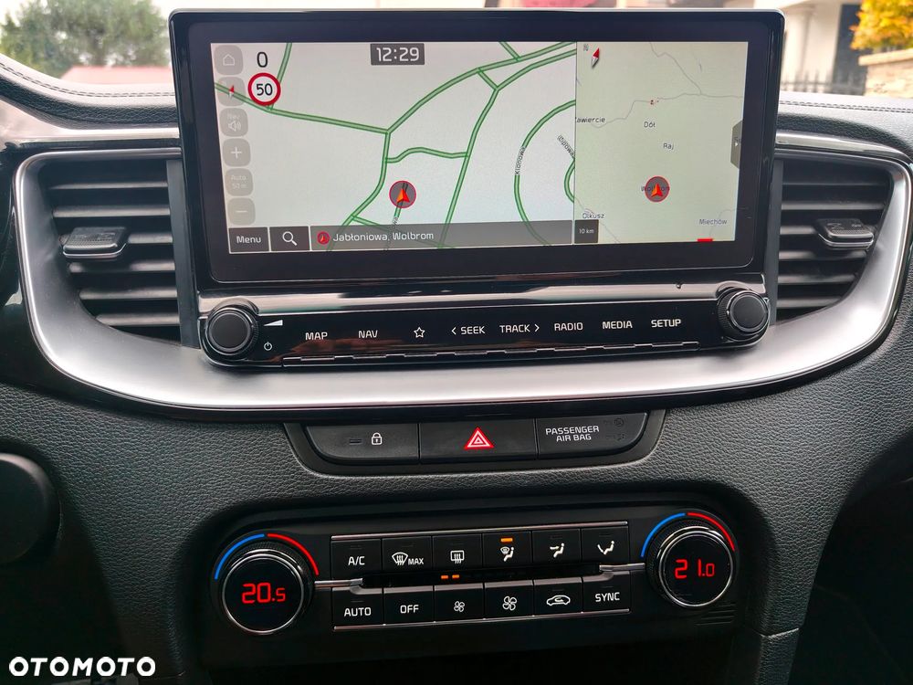 Kia XCeed - 27
