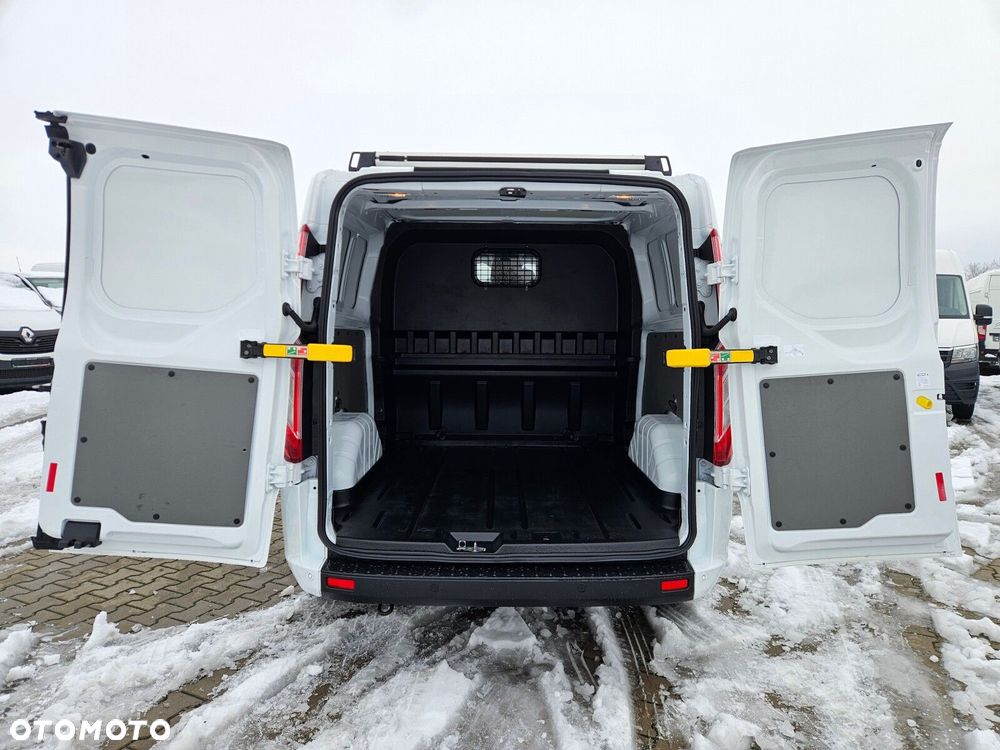 Ford transit-custom L2H1 *74900zł NETTO* Brygadówka 6 osób 2.0 TdCi/170KM - 15