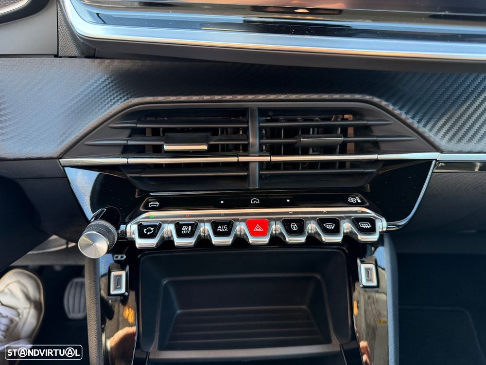 Peugeot 208 1.2 PureTech Active - 11