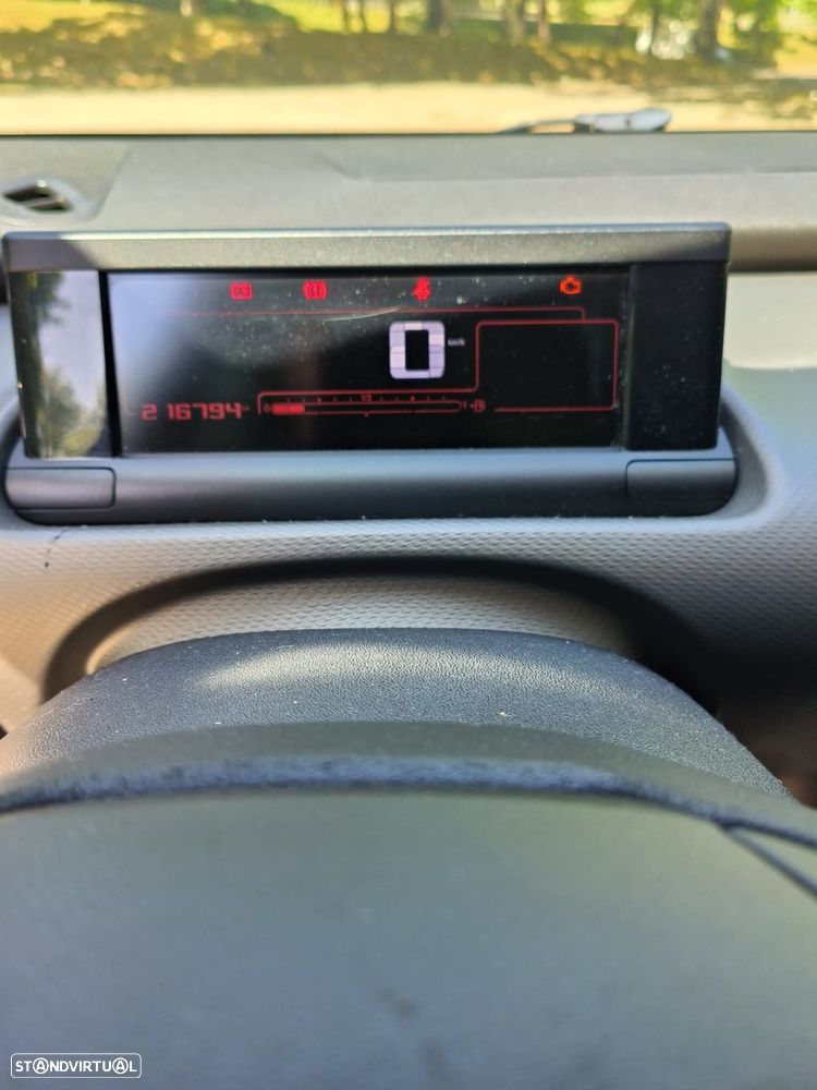 Citroën C4 Cactus 1.6 e-HDi Shine ETG6 - 16