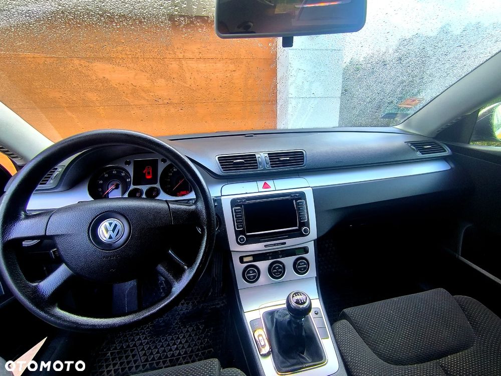 Volkswagen Passat 1.8 TSI Comfortline - 6