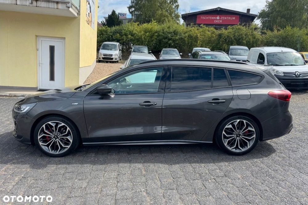 Ford Focus 1.5 EcoBlue Start-Stopp-System ST-LINE X - 2