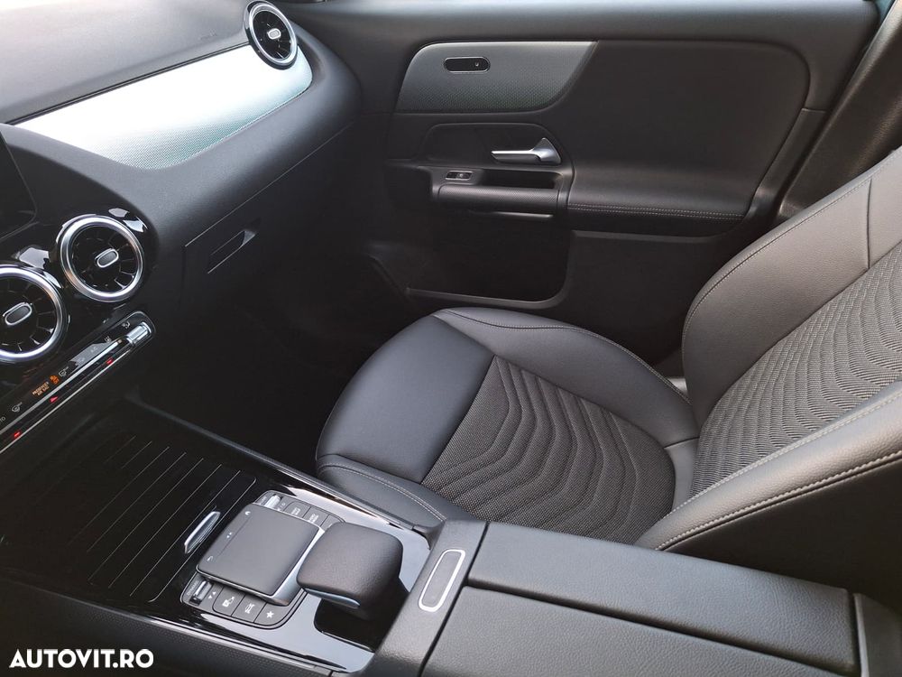 Mercedes-Benz GLA 250 e - 32