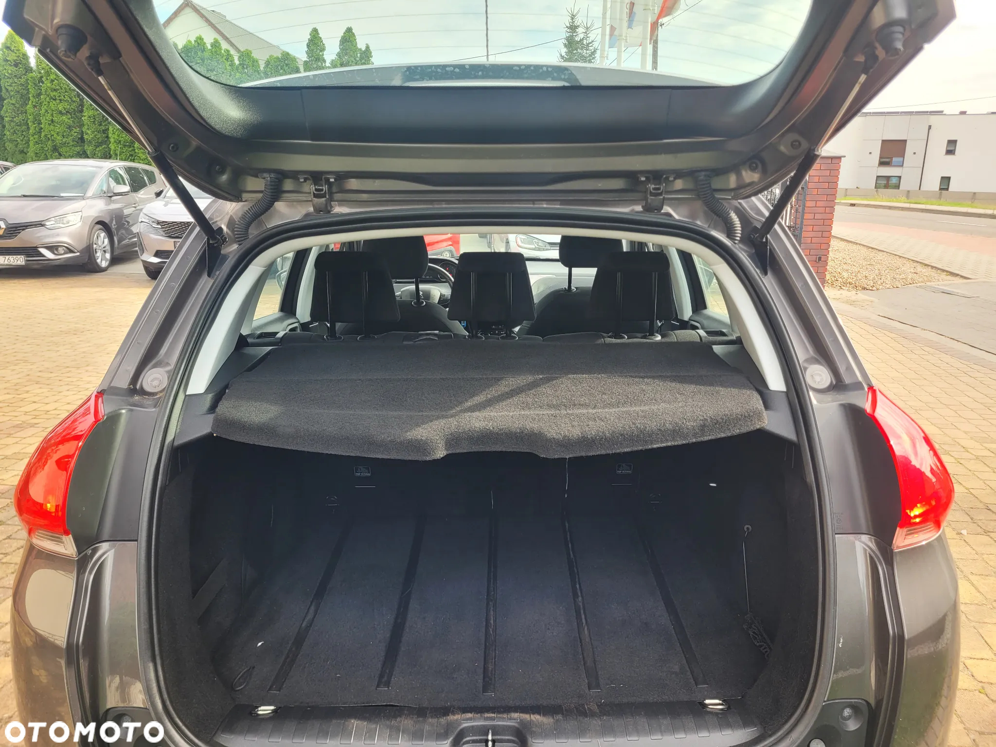 Peugeot 2008 1.2 Pure Tech Active - 7