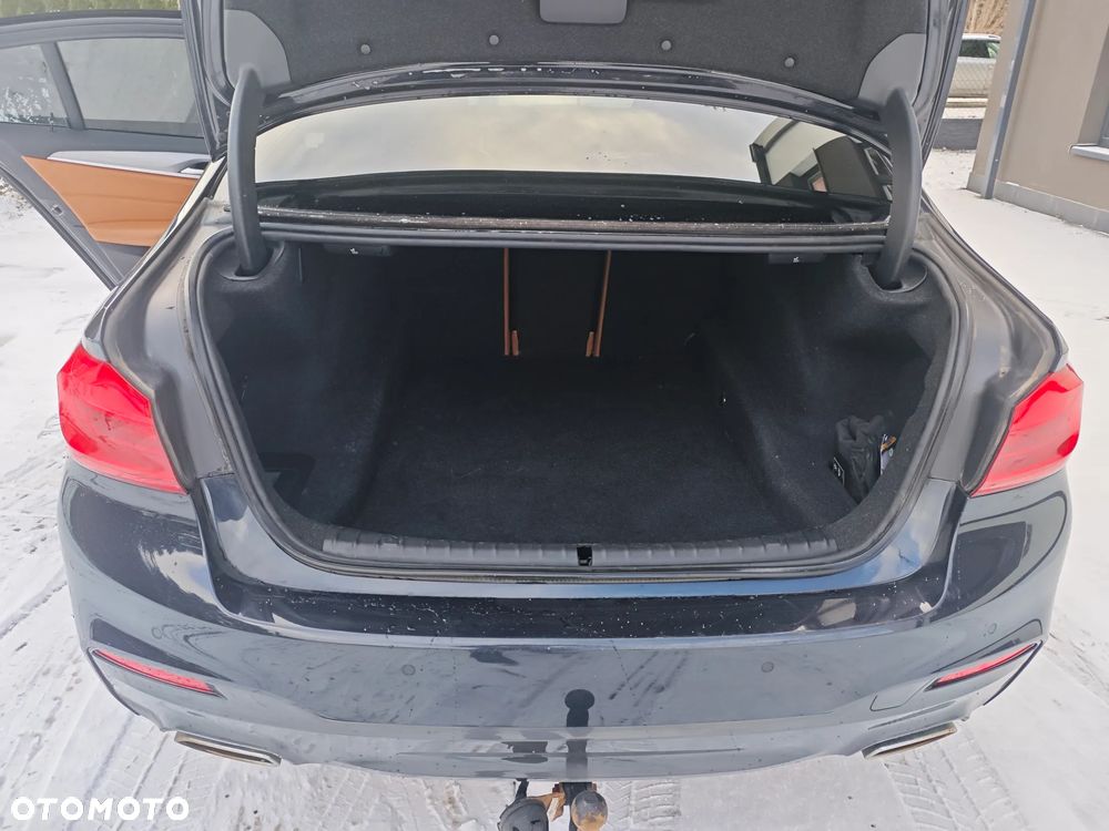 BMW Seria 5 520d xDrive M Sport sport - 13