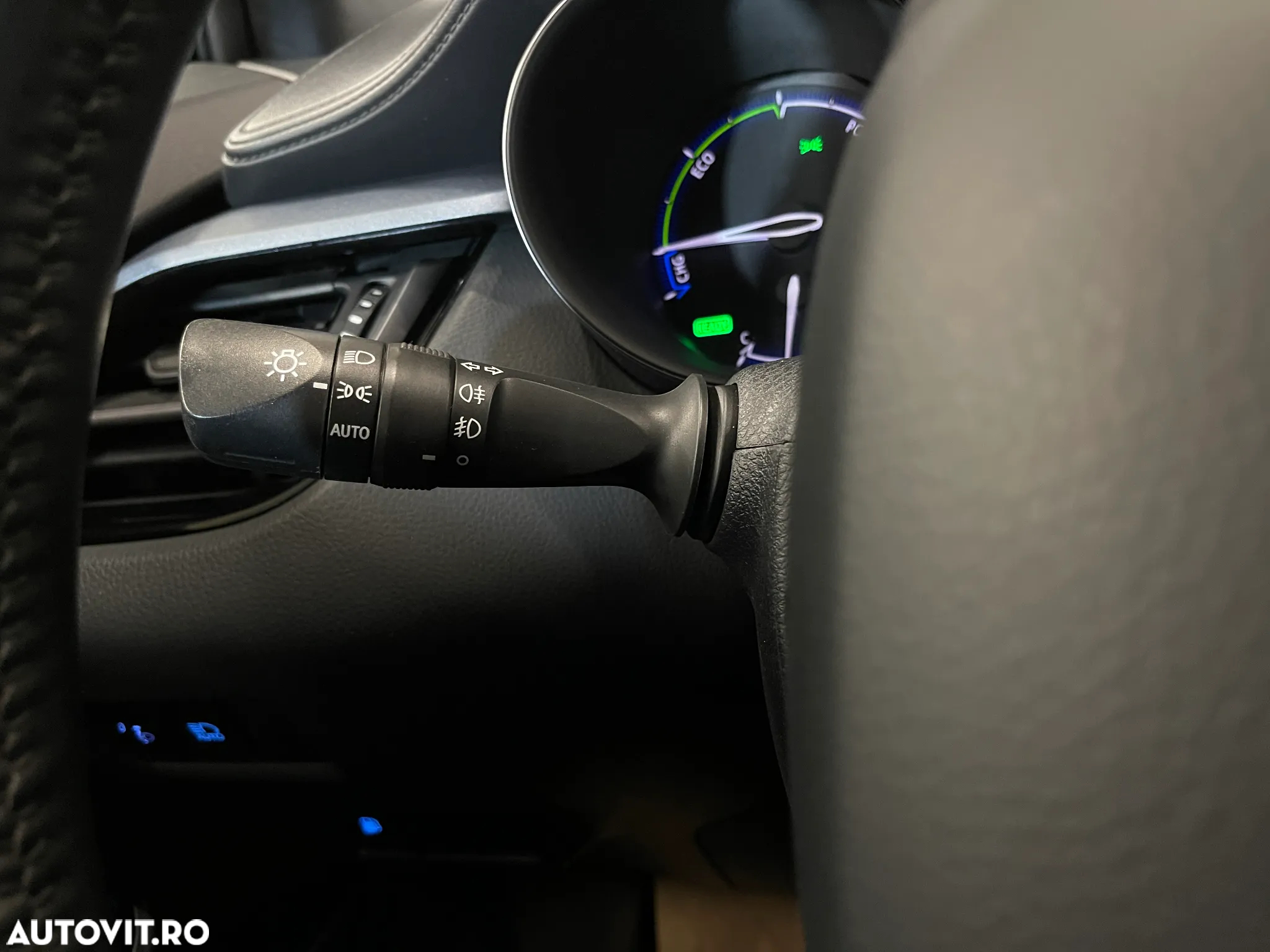 Toyota C-HR 2.0 HSD 184 CP 4x2 CVT Classy - 22