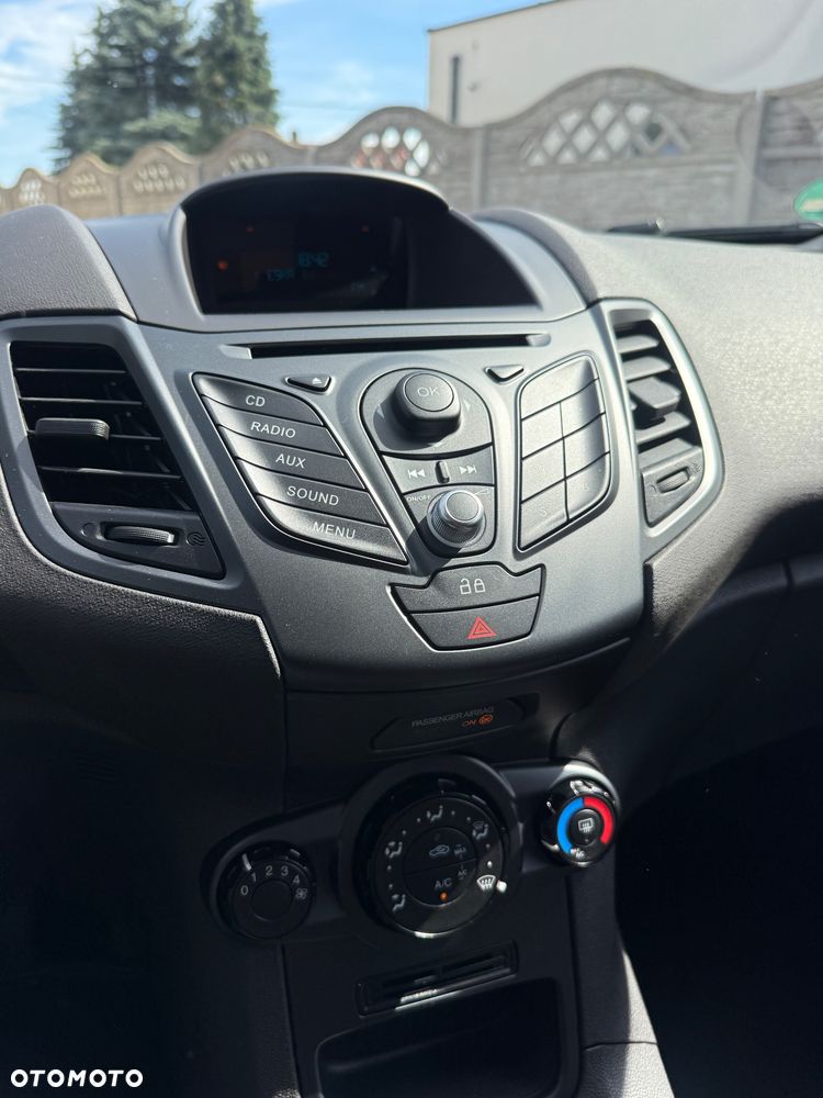 Ford Fiesta - 26