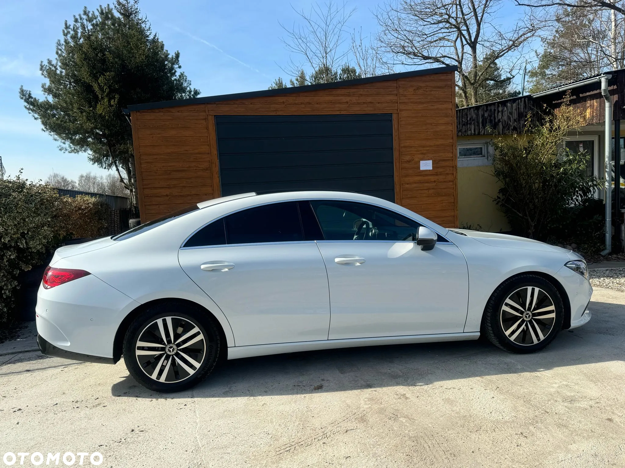Mercedes-Benz CLA 200 d 8G-DCT - 4