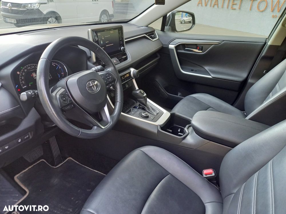 Toyota RAV4 2.5 VVT-iE 4x4 Luxury - 18