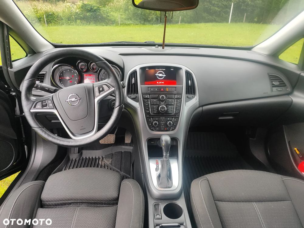 Opel Astra 1.4 T Sport EU6 - 9