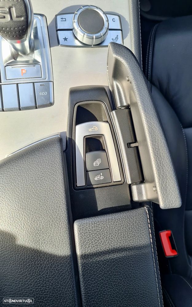 Mercedes-Benz SL 350 7G-TRONIC 2LOOK Edition - 30