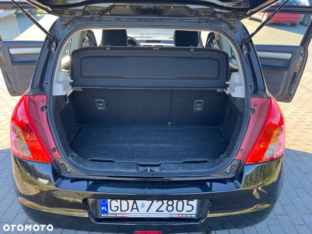 Suzuki Swift 1.3 Classic - 11