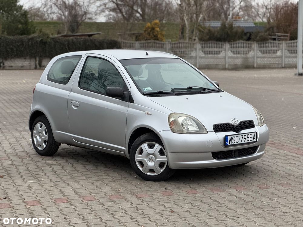 Toyota Yaris - 13