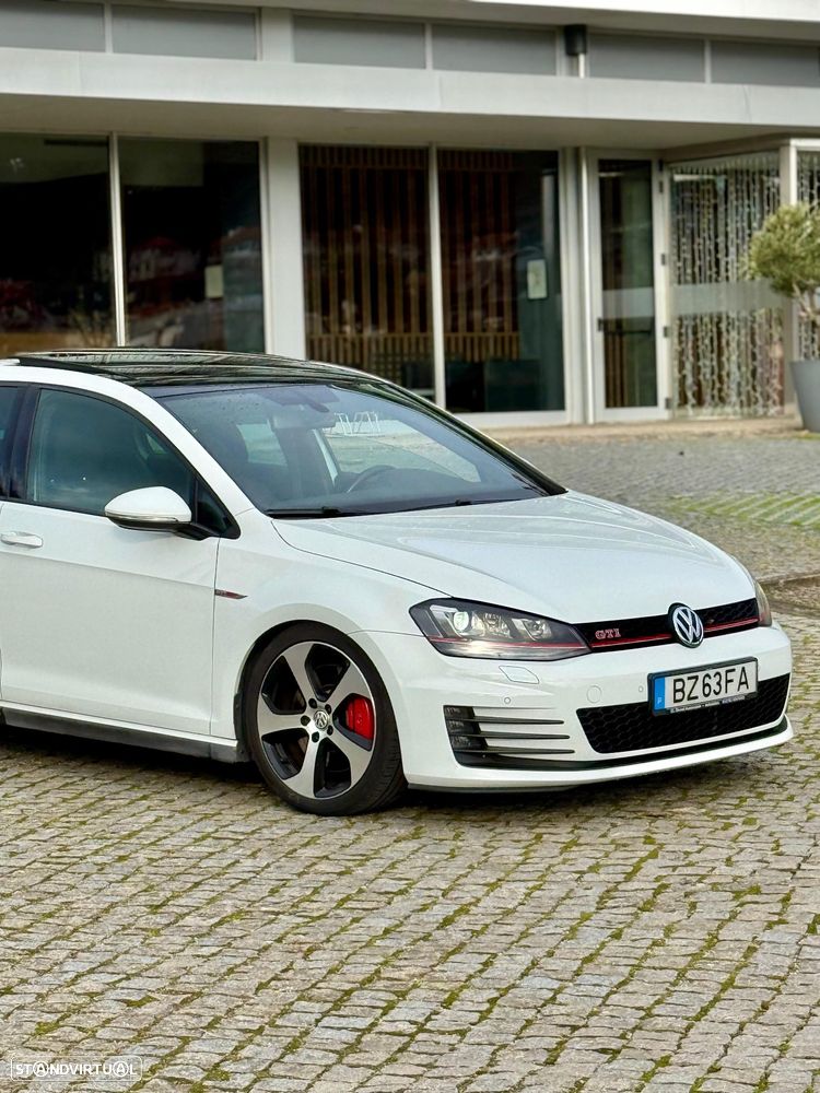 VW Golf GTI Performance BlueMotion DSG - 3