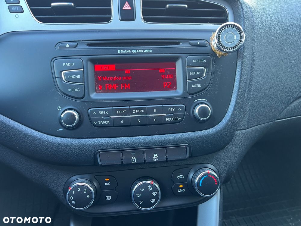 Kia Ceed 1.6 CRDi L - 13