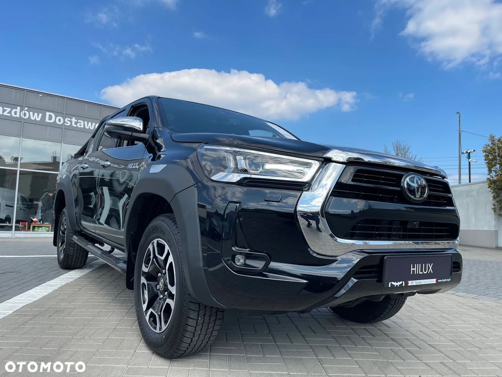 Toyota Hilux 2.8 D-4D Double Cab Invincible Sport 4x4 - 6