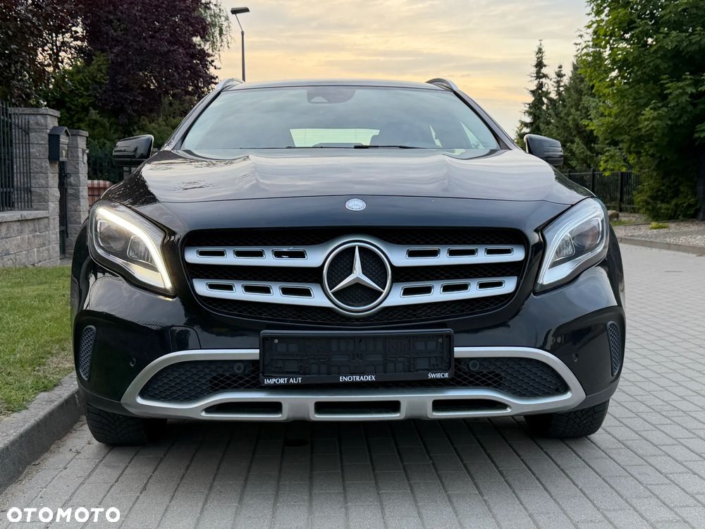 Mercedes-Benz GLA 180 (CDI) d Urban - 17