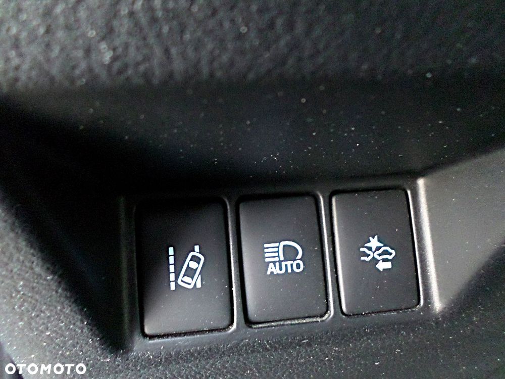 Toyota Yaris - 18