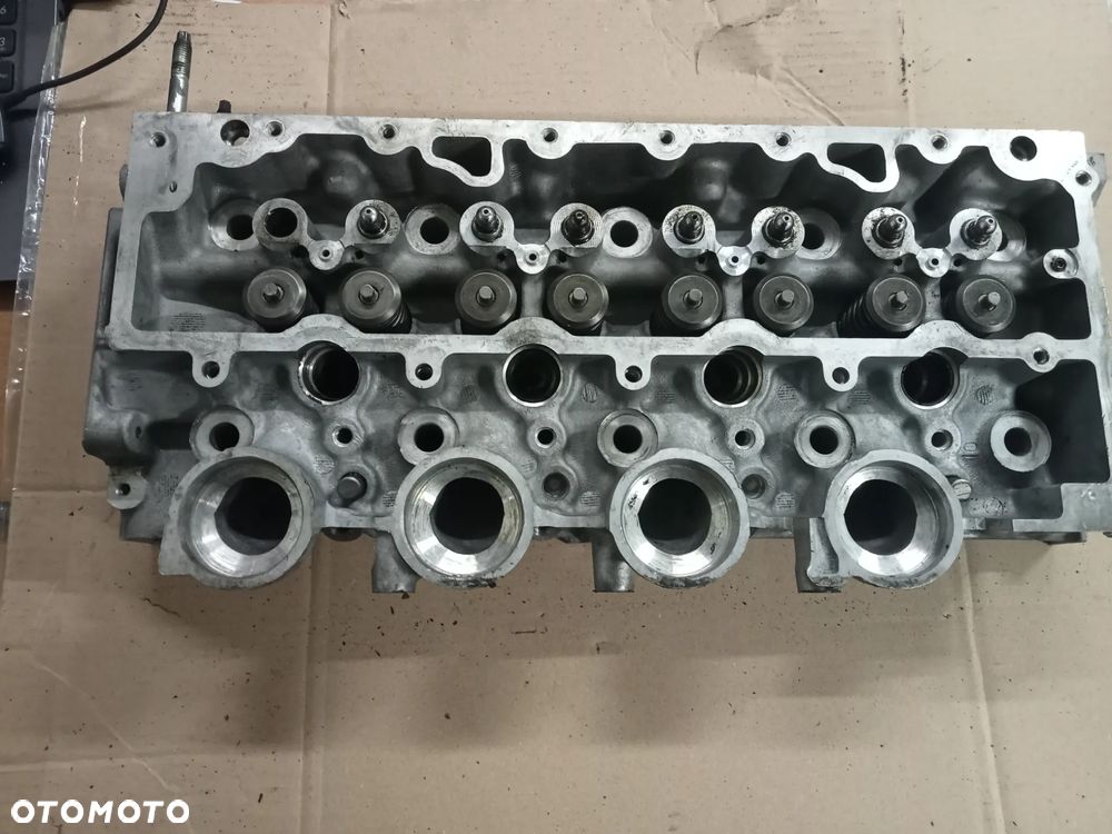 głowica citroen peugeot 1.4 hdi 9643477110 po regeneracji - 2