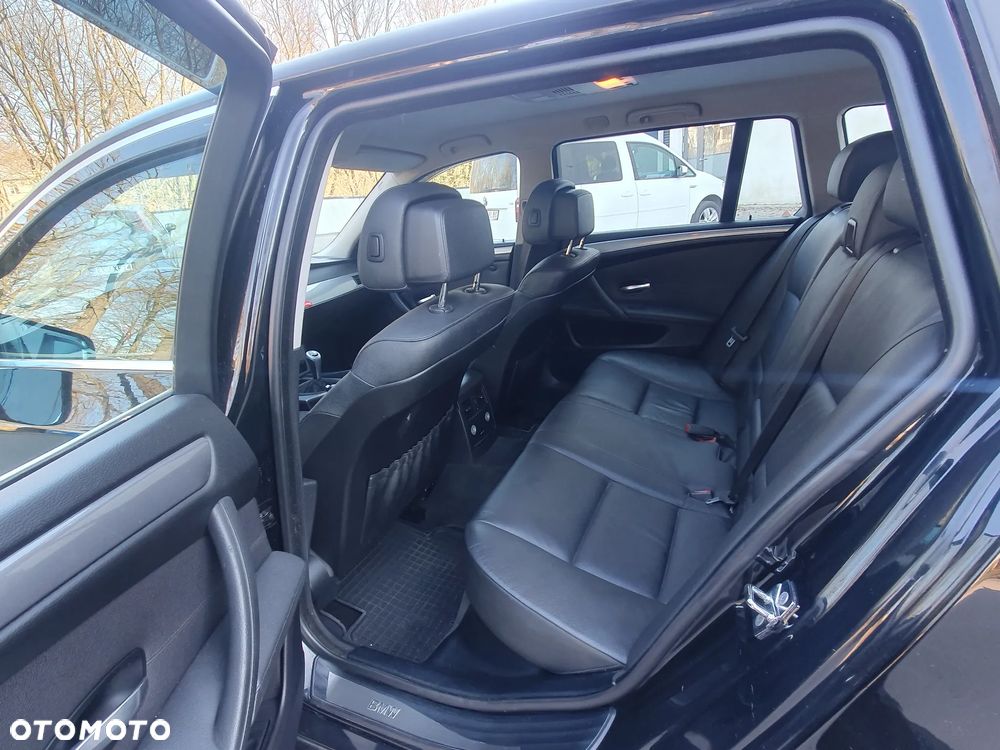 BMW Seria 5 - 29