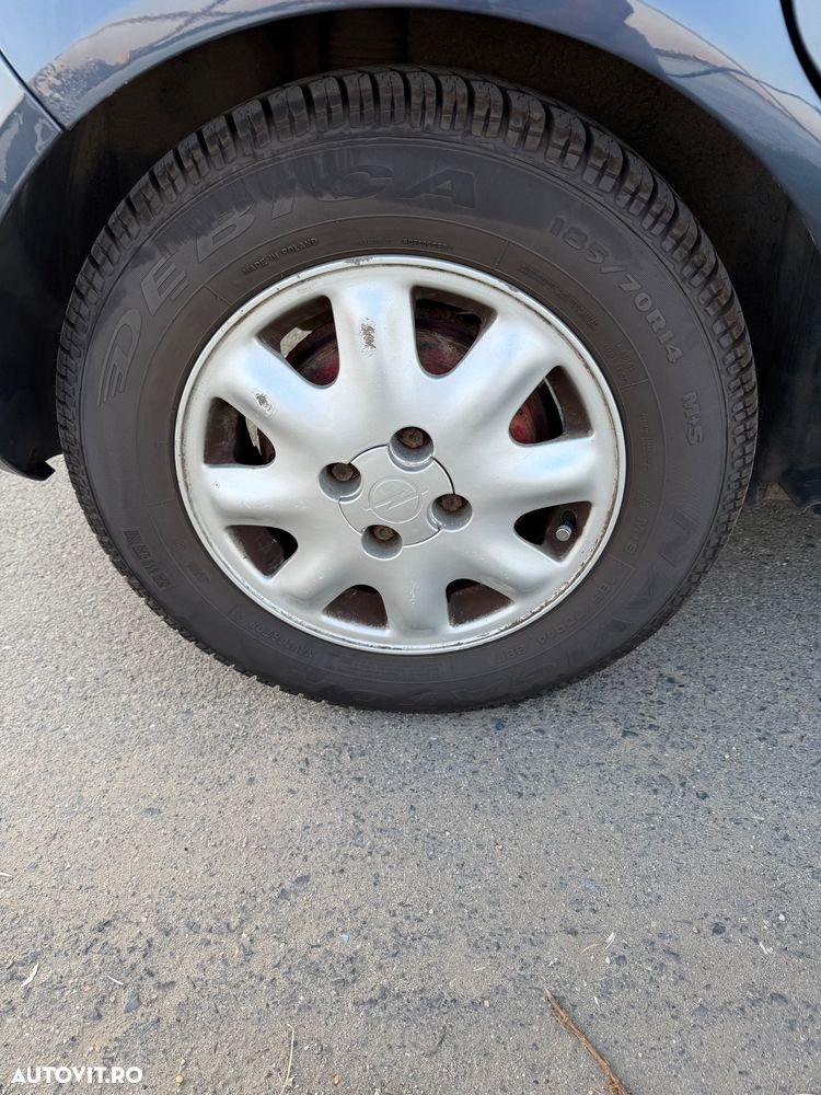 Opel Corsa - 21