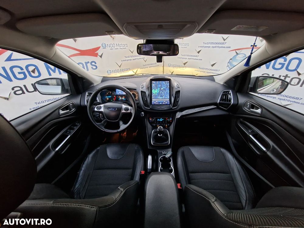 Ford Kuga 2.0 TDCi 4x4 Titanium - 17