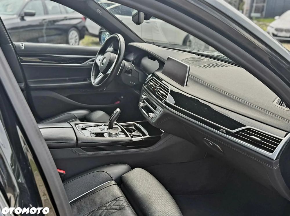 BMW Seria 7 750Ld xDrive - 12