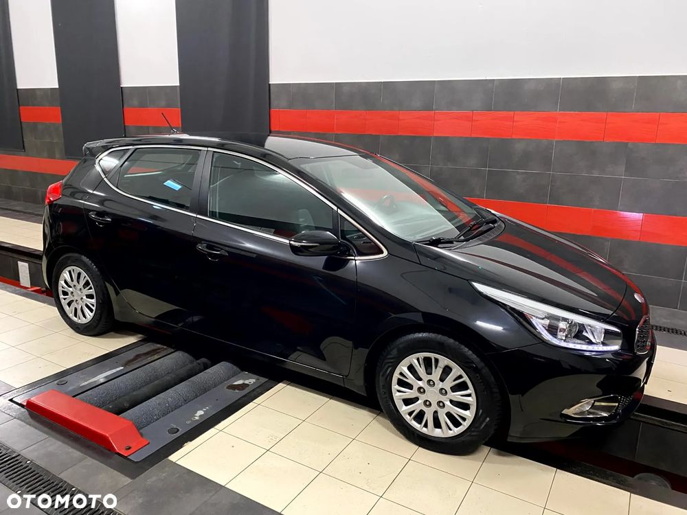Kia Ceed 1.6 GDI Platinum Edition - 7