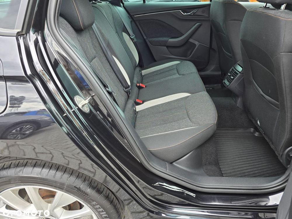 Skoda Kamiq 1.0 TSI Style - 13