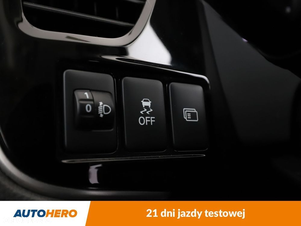 Mitsubishi Outlander - 31