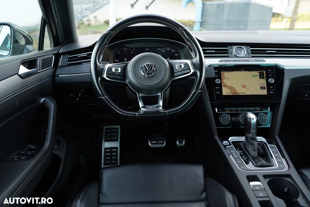 Volkswagen Passat 2.0 TDI DSG R Executive - 8