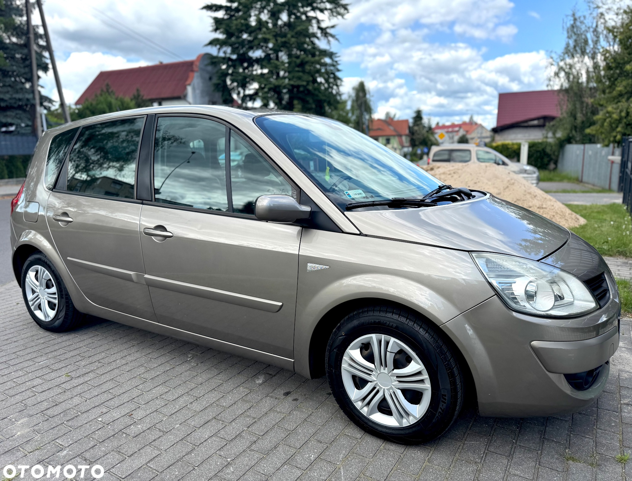 Renault Scenic 1.6 16V 110 Expression - 19