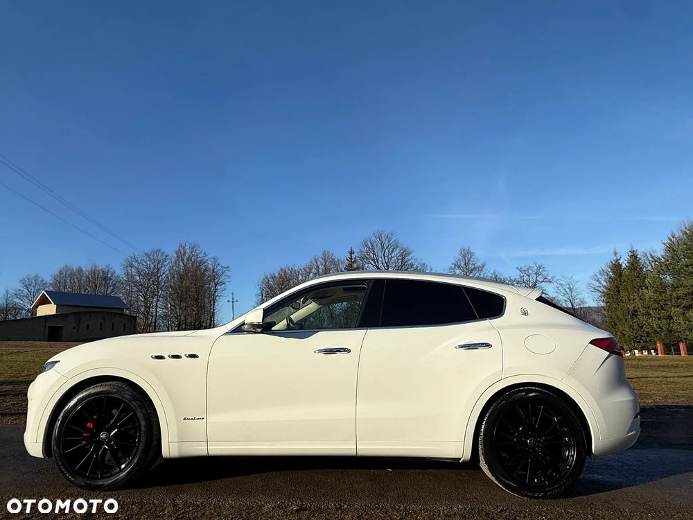 Maserati Levante Q4 GranLusso - 33